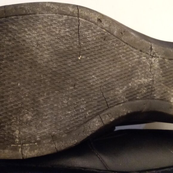 DAMAGED SHOES Lot of 4 pair with cracks Women's size 6 - 8 Leather Suede Loafers - Picture 4 of 8